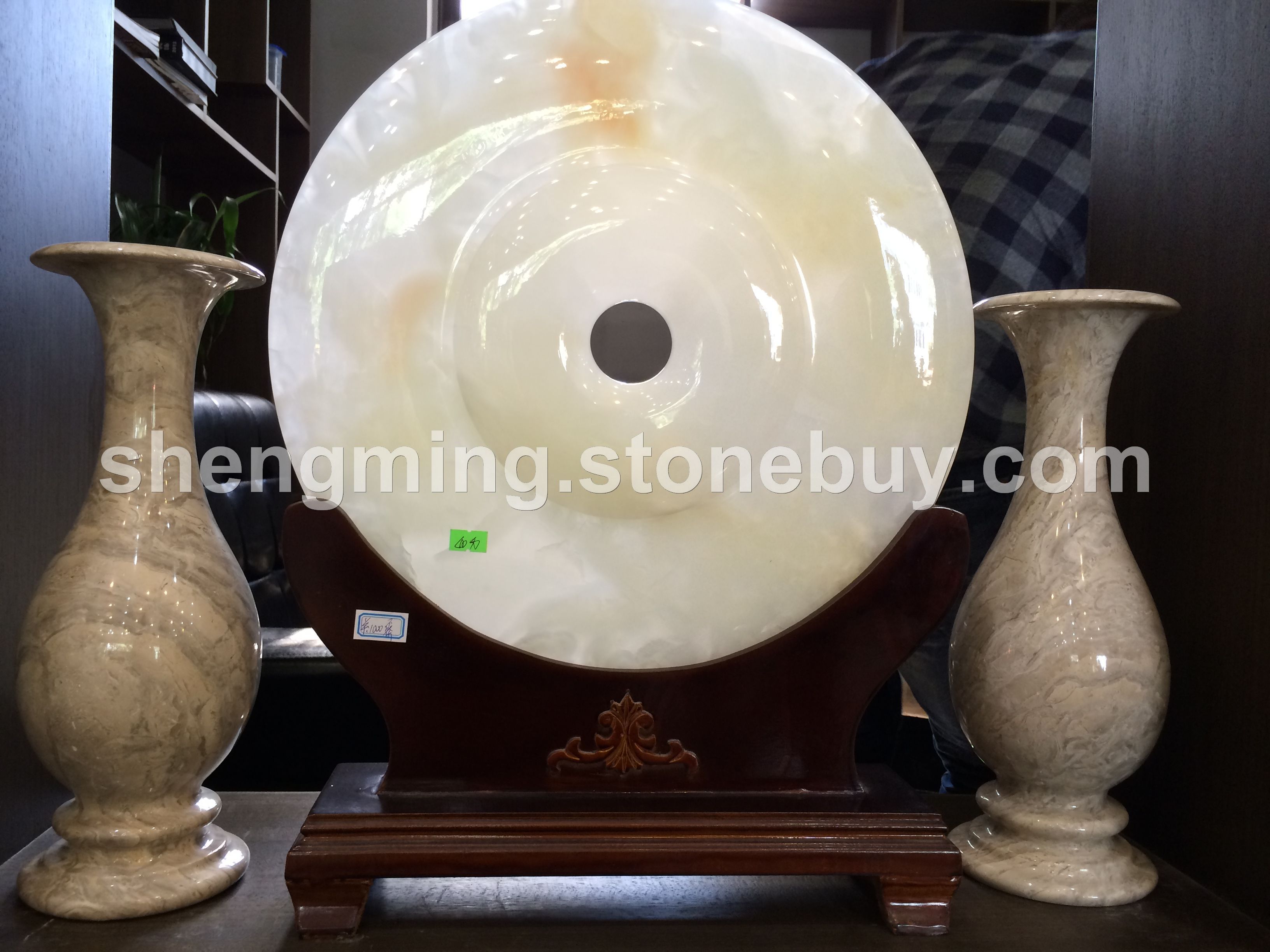 云浮市强大盛明石材厂 匠心雕琢，石韵生辉的工艺品美学